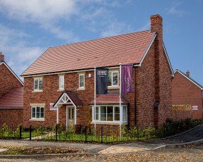 Irvine Gardens Exterior 1 web