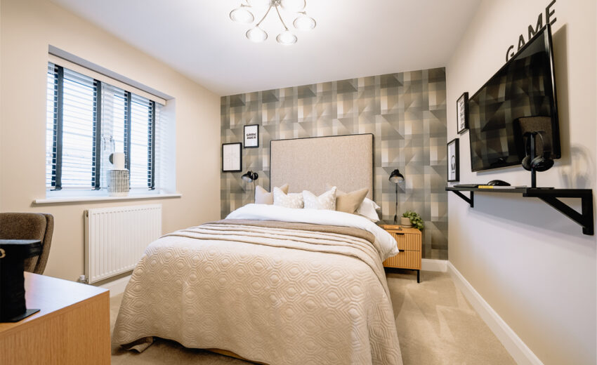Bright double bedroom in a new build home